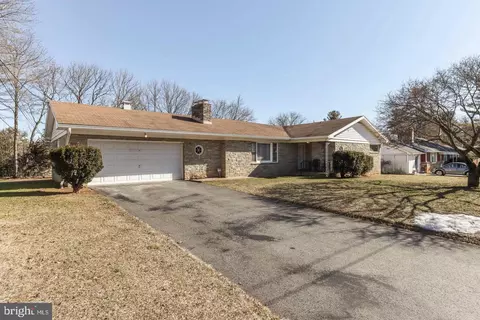 715 Franklin Ave, Westminster, MD 21157