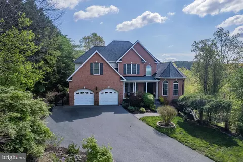 Exterior - 890 Sumner Ct, Westminster, MD 21158 photo 2 of 21