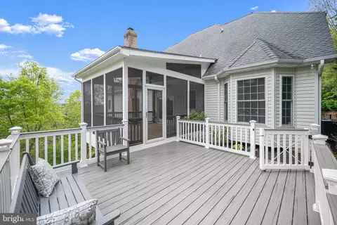 Exterior - 890 Sumner Ct, Westminster, MD 21158 photo 17 of 21