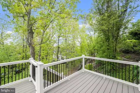 Exterior - 890 Sumner Ct, Westminster, MD 21158 photo 8 of 21