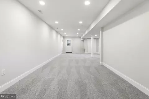 Entry Way - 302 E Thomas St, Union Bridge, MD 21791 photo 3 of 3