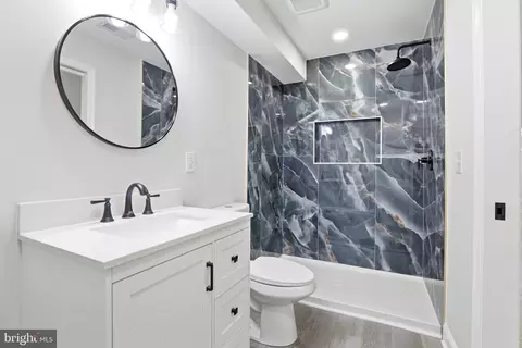 Bath - 302 E Thomas St, Union Bridge, MD 21791 photo 3 of 3