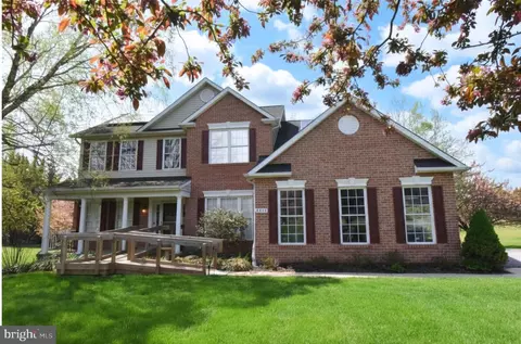 4224 Iroquois Dr, Westminster, MD 21157