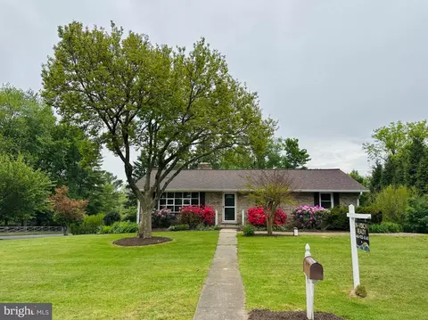 1617 Davinda Dr, Finksburg, MD 21048