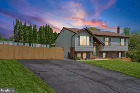 7125 Macbeth Way, Sykesville, MD 21784