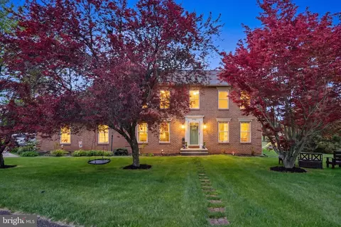 2092 Triple Green Ct, Hampstead, MD 21074