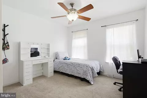 Bedroom - 1804 Harrowsmith Ct, Hampstead, MD 21074 photo 6 of 8