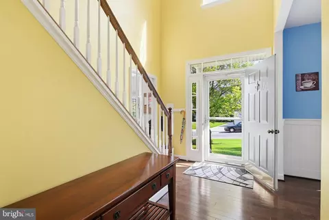 Entry Way - 1804 Harrowsmith Ct, Hampstead, MD 21074 photo 1 of 2
