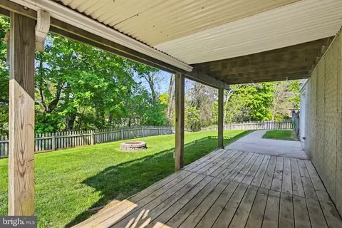 Exterior - 1804 Harrowsmith Ct, Hampstead, MD 21074 photo 5 of 11