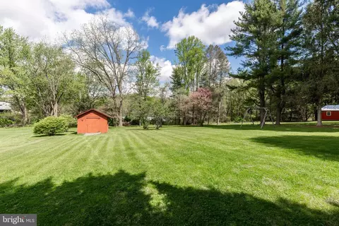 Exterior - 4300 Maple Grove Rd, Hampstead, MD 21074 photo 5 of 16