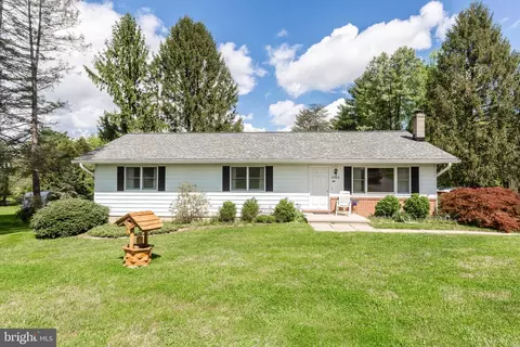 4300 Maple Grove Rd, Hampstead, MD 21074