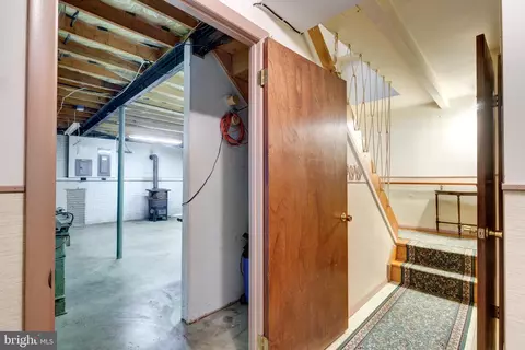 Entry Way - 4300 Maple Grove Rd, Hampstead, MD 21074 photo 6 of 6