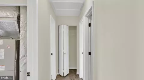 Entry Way - 1402 Burnside Dr, Hampstead, MD 21074 photo 3 of 7