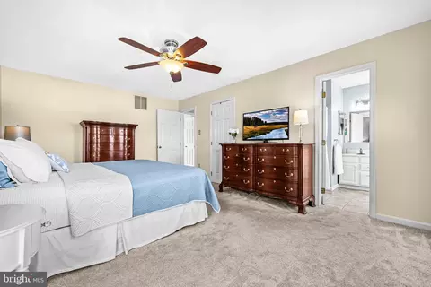 Bedroom - 4023 Sickle Dr, Hampstead, MD 21074 photo 4 of 7