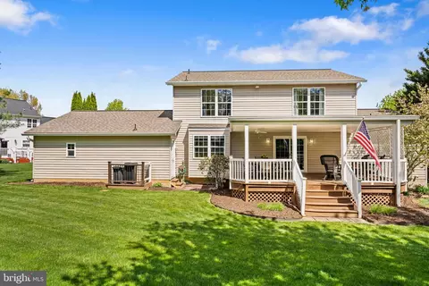 Exterior - 4023 Sickle Dr, Hampstead, MD 21074 photo 6 of 7