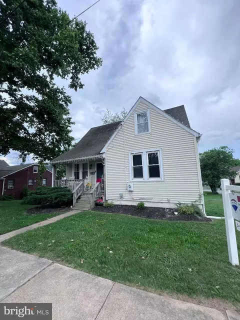 33 Milton Ave, Westminster, MD 21157