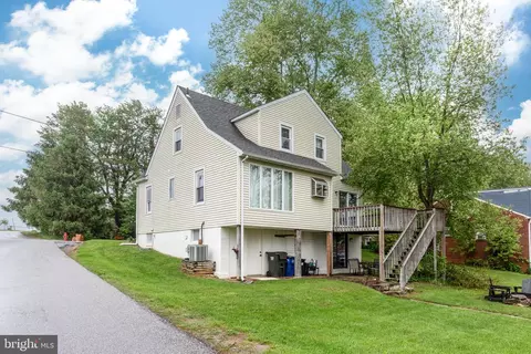 Exterior - 33 Milton Ave, Westminster, MD 21157 photo 3 of 8