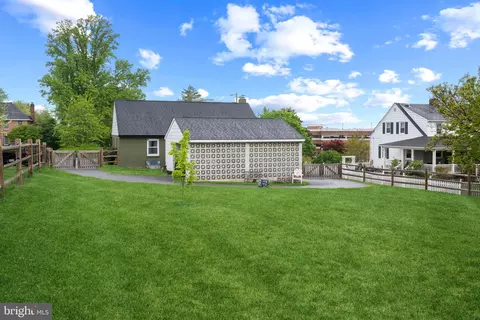 Exterior - 705 Longview Ave, Westminster, MD 21157 photo 5 of 5