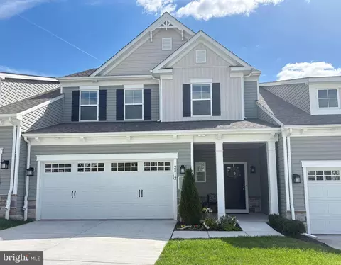 2812 Town View Cir, New Windsor, MD 21776