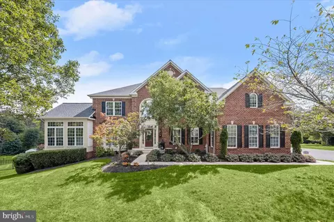 600 Corsair Ct, Sykesville, MD 21784