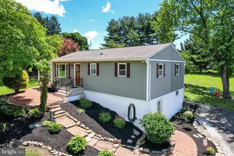 1244 Cherrytown Rd, Westminster, MD 21158