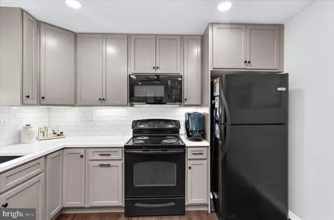 Kitchen - 458 Logan Dr, Westminster, MD 21157 photo 4 of 6