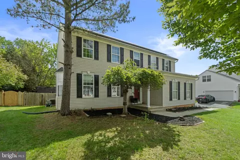 4210 Mead Dr, Hampstead, MD 21074