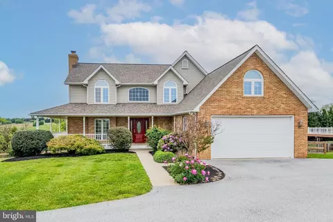378 Plankwood Dr, Westminster, MD 21158