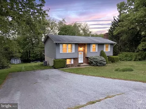 622 Barnes Ave, Westminster, MD 21157
