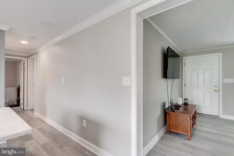 Entry Way - 3801 Carrollton Rd, Upperco, MD 21155 photo 4 of 5