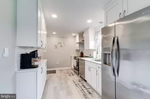 Kitchen - 3801 Carrollton Rd, Upperco, MD 21155 photo 3 of 5