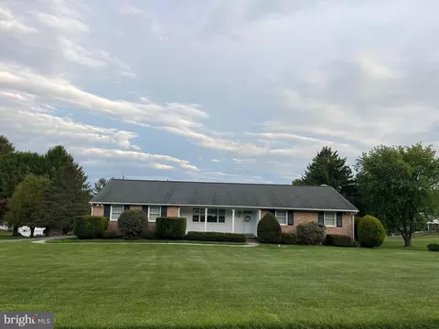 1645 Saint Paul St, Hampstead, MD 21074