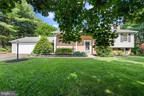 3410 Buttonwood Ct, Reisterstown, MD 21136