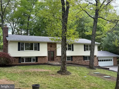 5685 French Ave, Sykesville, MD 21784