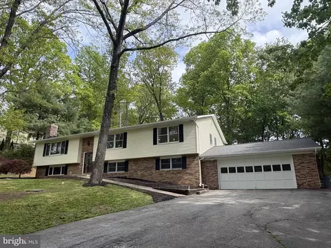 5685 French Ave, Sykesville, MD 21784