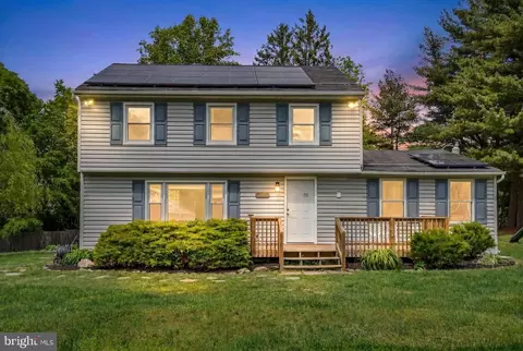 706 W Old Liberty Rd, Sykesville, MD 21784
