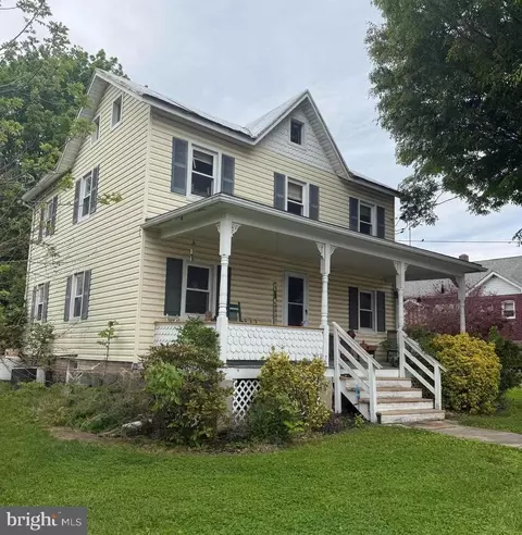 204 Church St, New Windsor, MD 21776