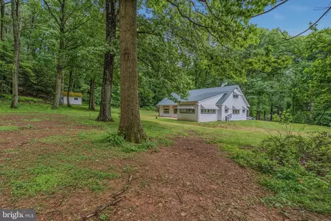 Exterior - 2425 Albert Rill Rd, Hampstead, MD 21074 photo 8 of 8