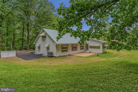 Exterior - 2425 Albert Rill Rd, Hampstead, MD 21074 photo 6 of 8