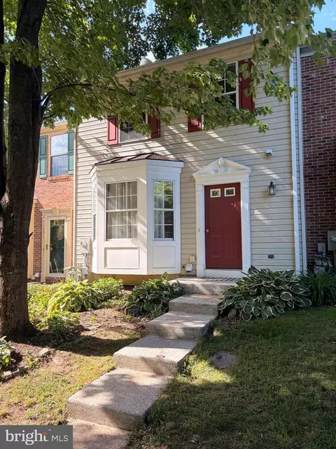 1355 Walkabout Ct #40, Eldersburg, MD 21784