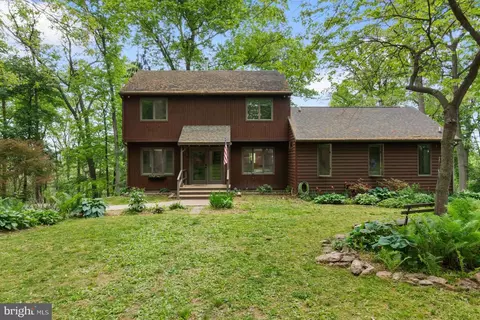 5135 Dusty Ln, Manchester, MD 21102