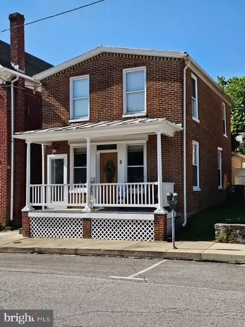 Exterior - 8 Broadway St E, Union Bridge, MD 21791 photo 2 of 5