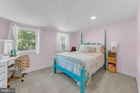 Bedroom - 8 Broadway St E, Union Bridge, MD 21791 photo 2 of 3