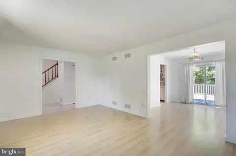4107 Murphys Run Ct, Hampstead, MD 21074 photo 4