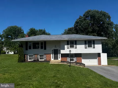 6414 Bonnie Brae Rd, Sykesville, MD 21784