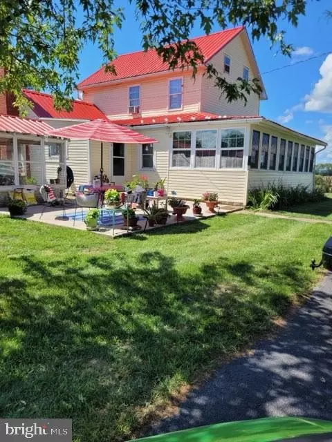 4715 Ruggles Rd, Taneytown, MD 21787