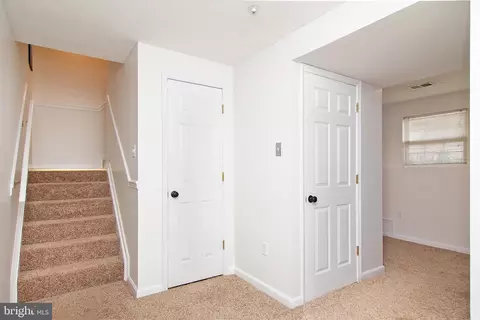 Entry Way - 4609 Marksman Ct, Hampstead, MD 21074 photo 5 of 6