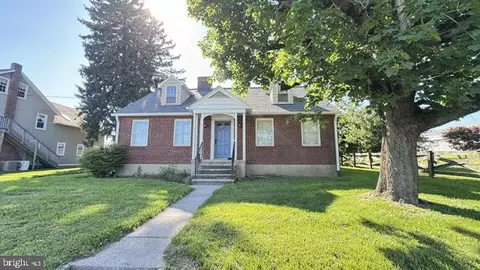 816 N Houcksville Rd, Hampstead, MD 21074