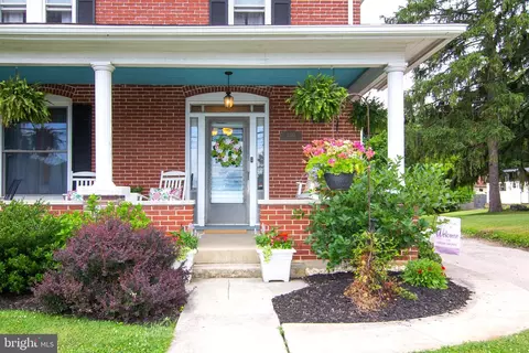 3350 York St, Manchester, MD 21102