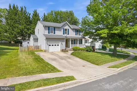 6560 Abraham Ct, Eldersburg, MD 21784